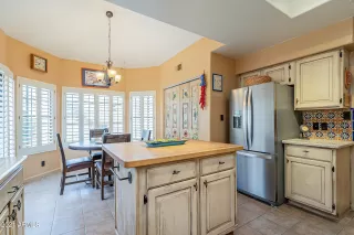 Photo #4: 6186674 Listing
