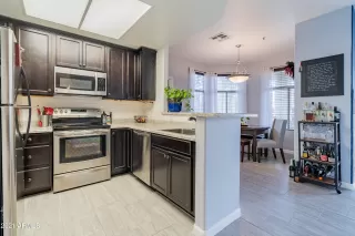 Photo #2: 6186695 Listing