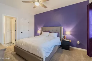 Photo #5: 6186695 Listing