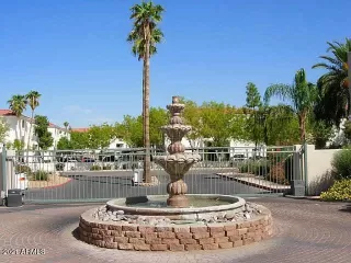 Photo #2: 6186708 Listing