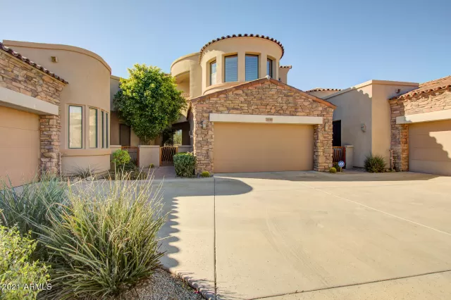 MLS: 6186778 Condo For Sale