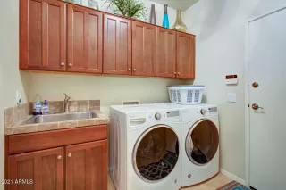 Photo #5: 6186778 Listing