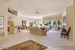 Photo #1: 6186797 Listing