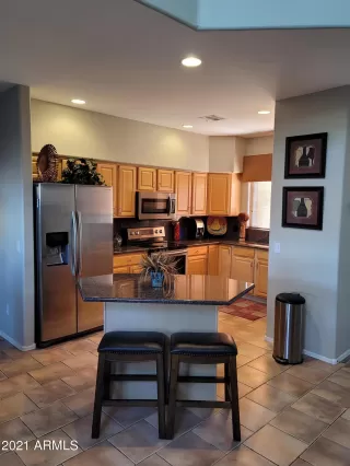 Photo #2: 6186817 Listing