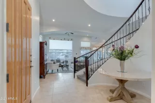 Photo #5: 6186875 Listing