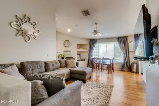 Photo #2: 6186898 Listing