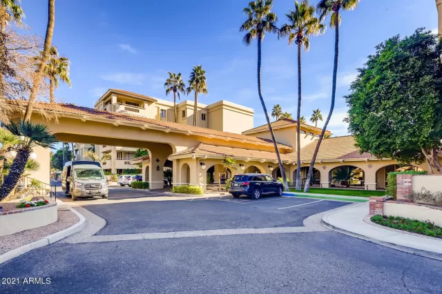 MLS: 6187003 Condo For Sale