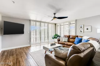 Photo #2: 6187003 Listing 