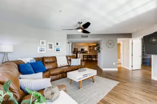 Photo #3: 6187003 Listing 