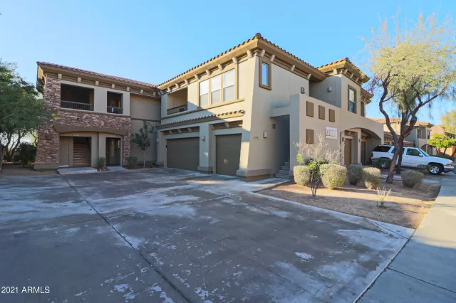 MLS: 6187244 Condo For Sale