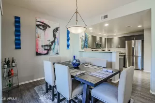 Photo #5: 6187244 Listing