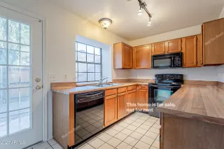 Photo #3: 6187356 Listing