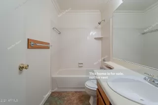 Photo #5: 6187356 Listing