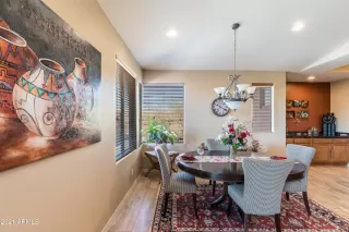 Photo #6: 6187684 Listing