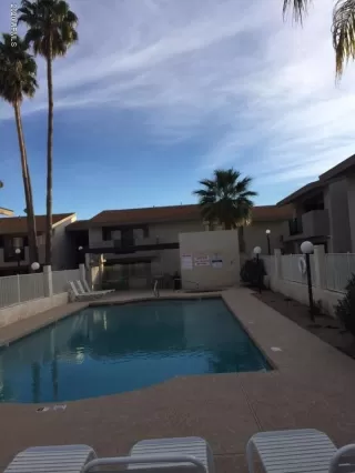 Photo #5: 6187752 Listing