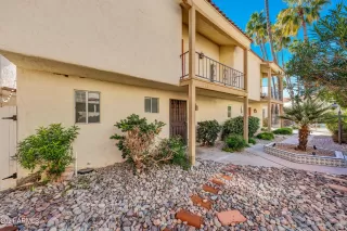 Photo #1: 6188019 Listing