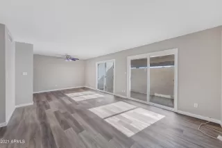 Photo #5: 6188019 Listing