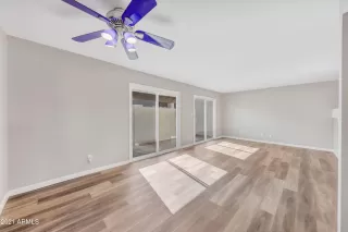 Photo #6: 6188019 Listing