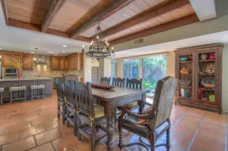 Photo #5: 6188304 Listing