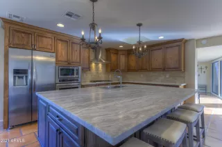 Photo #6: 6188304 Listing