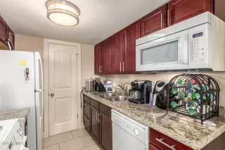 Photo #4: 6188388 Listing 