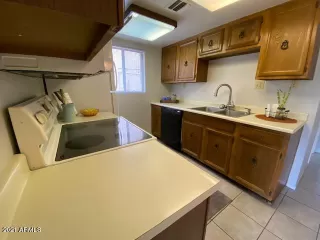 Photo #2: 6188396 Listing 