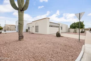 Photo #2: 6188489 Listing