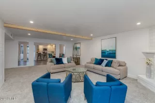 Photo #4: 6188583 Listing