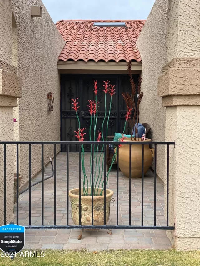 MLS: 6188707 Condo For Sale