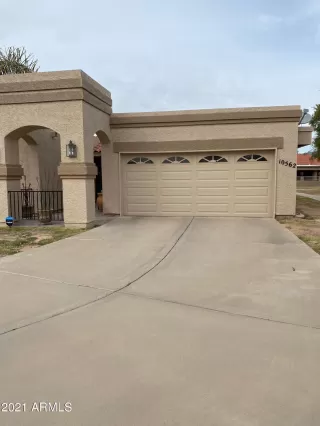Photo #2: 6188707 Listing