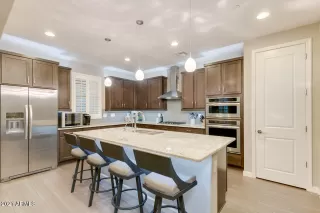 Photo #2: 6188999 Listing 