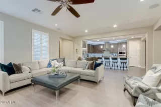 Photo #5: 6188999 Listing 