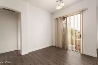 Photo #6: 6189025 Listing 