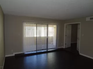 Photo #3: 6189050 Listing