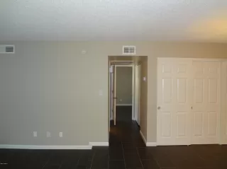 Photo #5: 6189050 Listing