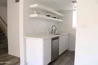 Photo #1: 6189073 Listing 