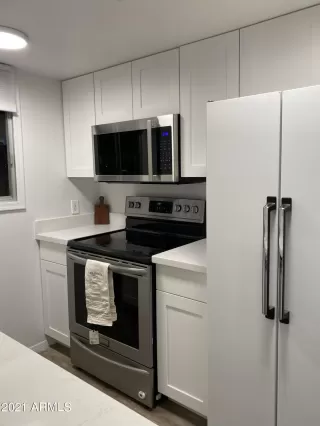 Photo #3: 6189073 Listing 