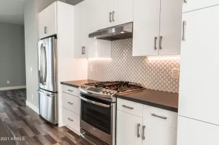 Photo #4: 6189088 Listing 