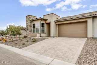 Photo #3: 6189185 Listing