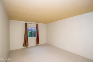 Photo #5: 6189249 Listing