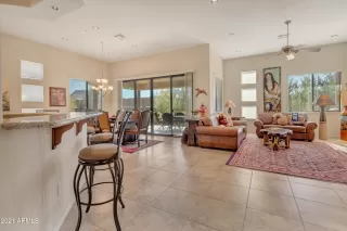 Photo #4: 6189253 Listing 