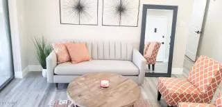 Photo #5: 6189285 Listing