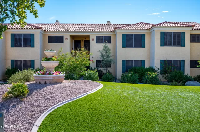 MLS: 6189303 Condo For Sale