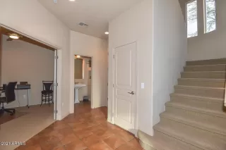 Photo #5: 6189372 Listing