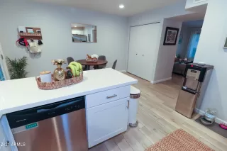 Photo #4: 6189380 Listing