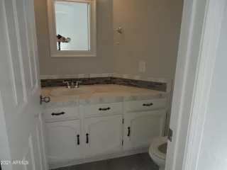 Photo #6: 6189429 Listing