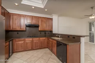 Photo #3: 6189459 Listing