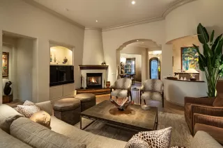 Photo #3: 6189684 Listing