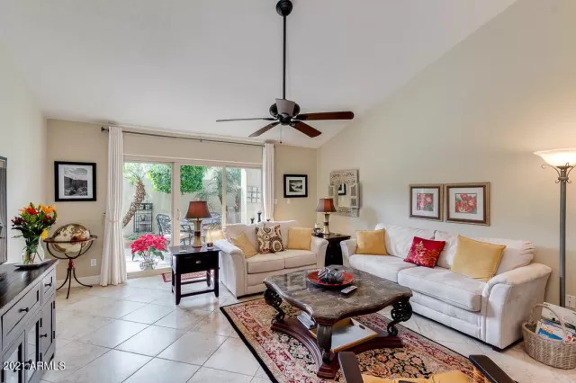 MLS: 6189819 Condo For Sale