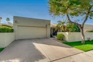 Photo #2: 6189819 Listing